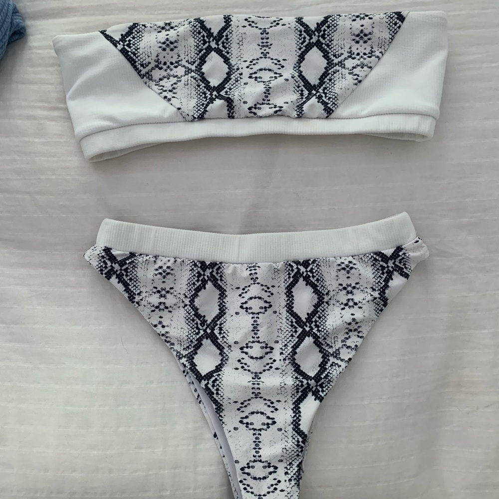 High Waisted Bandeau Bikini